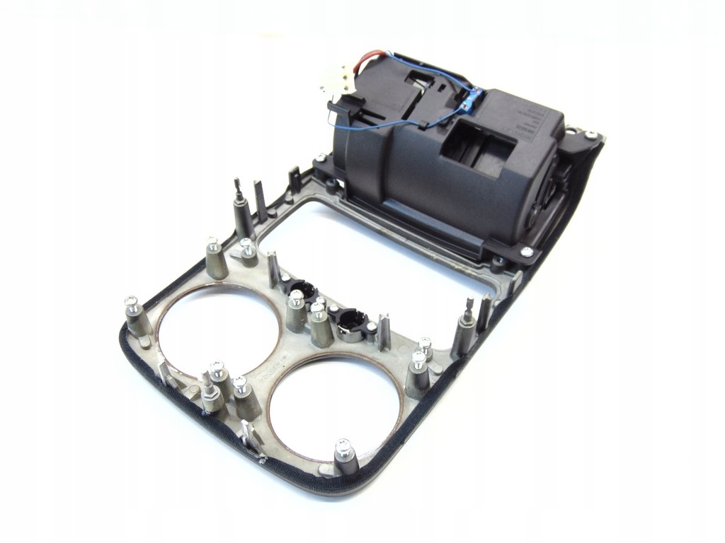 фото №6, Dekor решётки бардачок пепельница задняя bentley flying spur