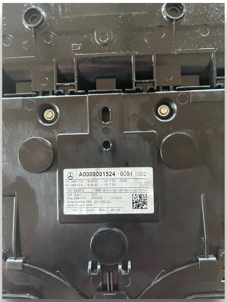 фото №6, Mercedes w247 лампа стельовий a0009001524 #393 $j