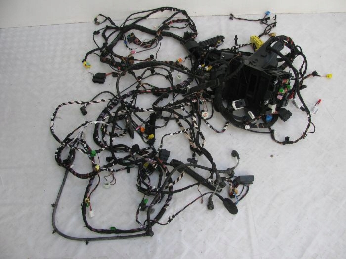 фото №1, Vw golf vii 7 1.4 tsi електропроводка салону