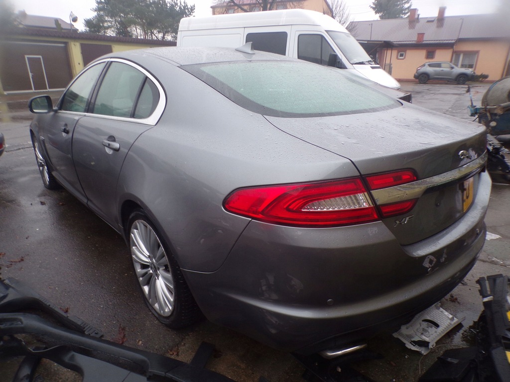 фото №7, Двері лівий задня jaguar xf lift sedan лак: ljz