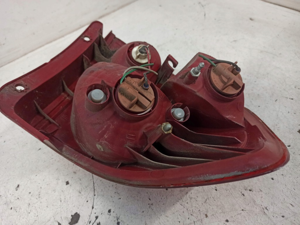 фото №14, Hyundai getz 1.3b лампа правий задня 92402-1c0