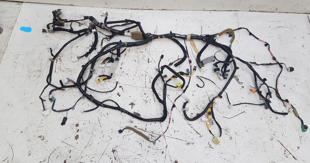 фото №1, Жгут электропроводка консоли mazda cx5 ks0367030b