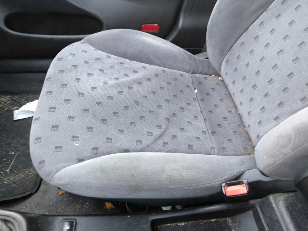 фото №8, Комплект сиденья сиденье перед правый левый задняя сиденья seat toledo ii europa