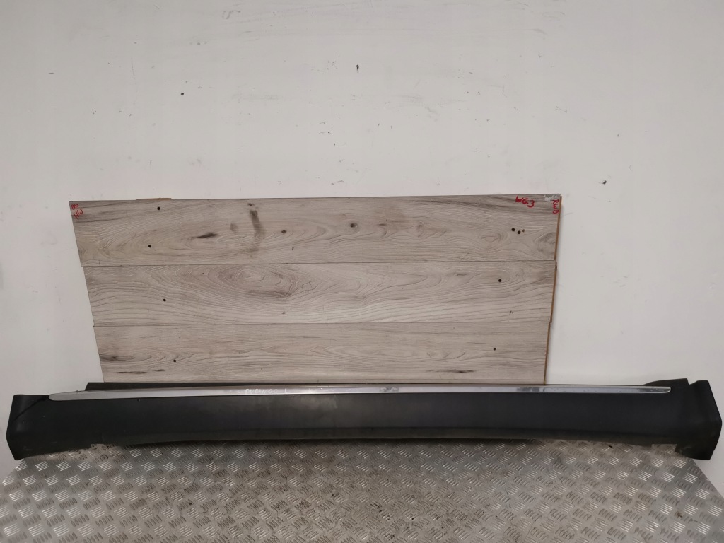 фото №1, Dodge durango lift молдинг накладка поріг ліва хром