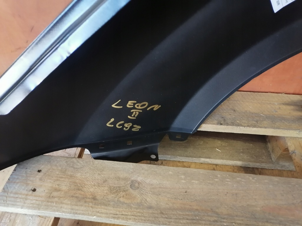 фото №10, Крила правий перед seat leon 2 lc9z