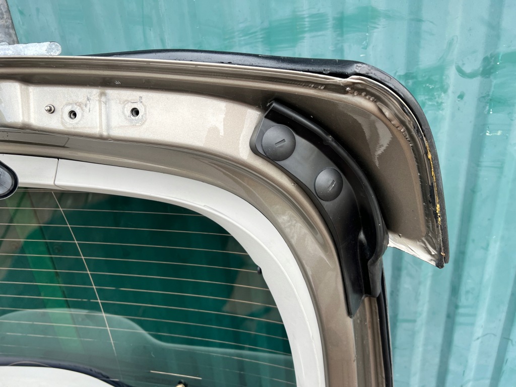 Крышка багажника задняя крышка багажника renault scenic 3 mk3 код лакокрасочного покрытия: tehnk в Украине