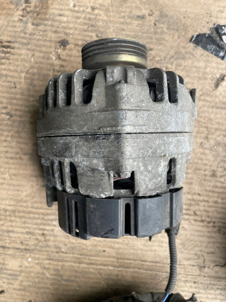 фото №1, Renault генератор 8200064344