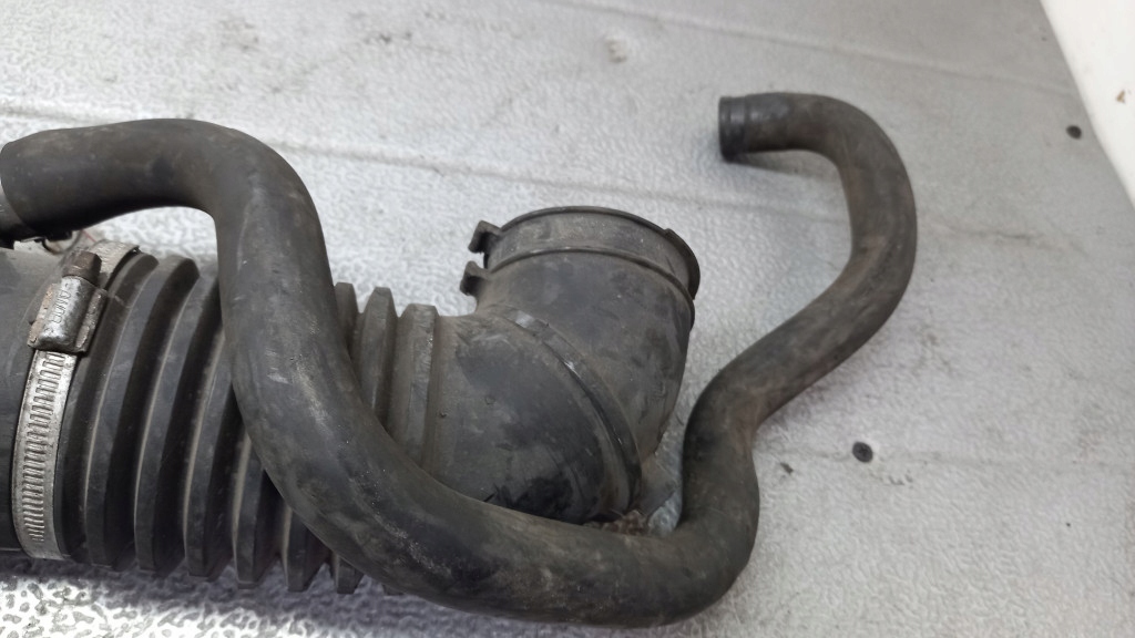 фото №7, Труба впуска volvo v40 1.8b 30620802