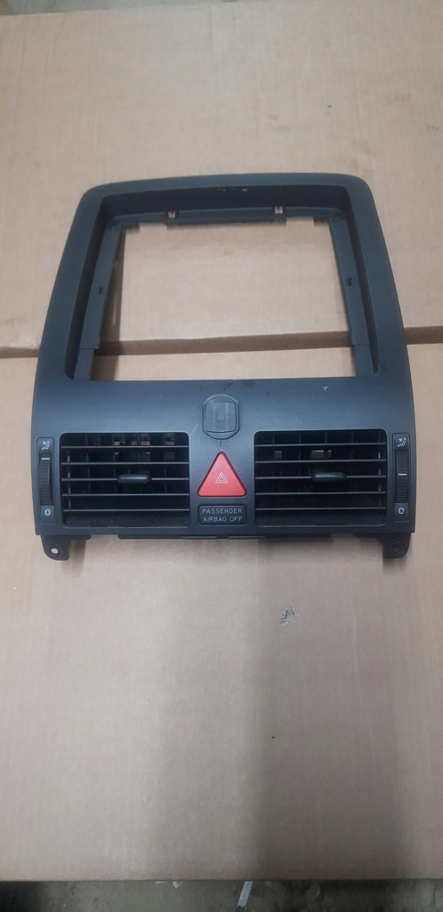 фото №1, Решётки обдув перед рамка touran 1to