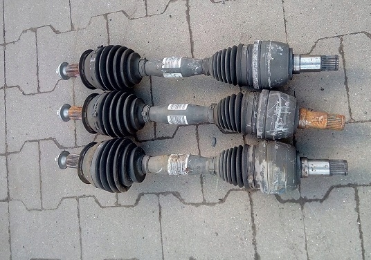 фото №1, Mercedes w117 w176 привідний вал перед передня ліва oryg