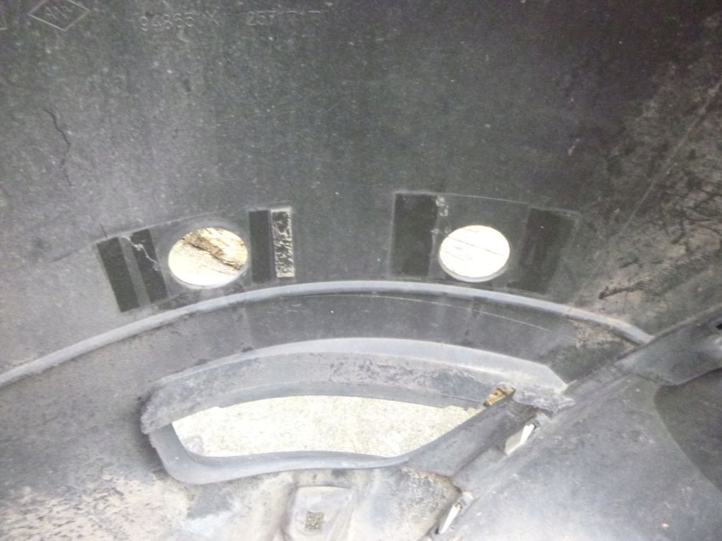 фото №10, Dacia оригинальный номер 850222027r бампер