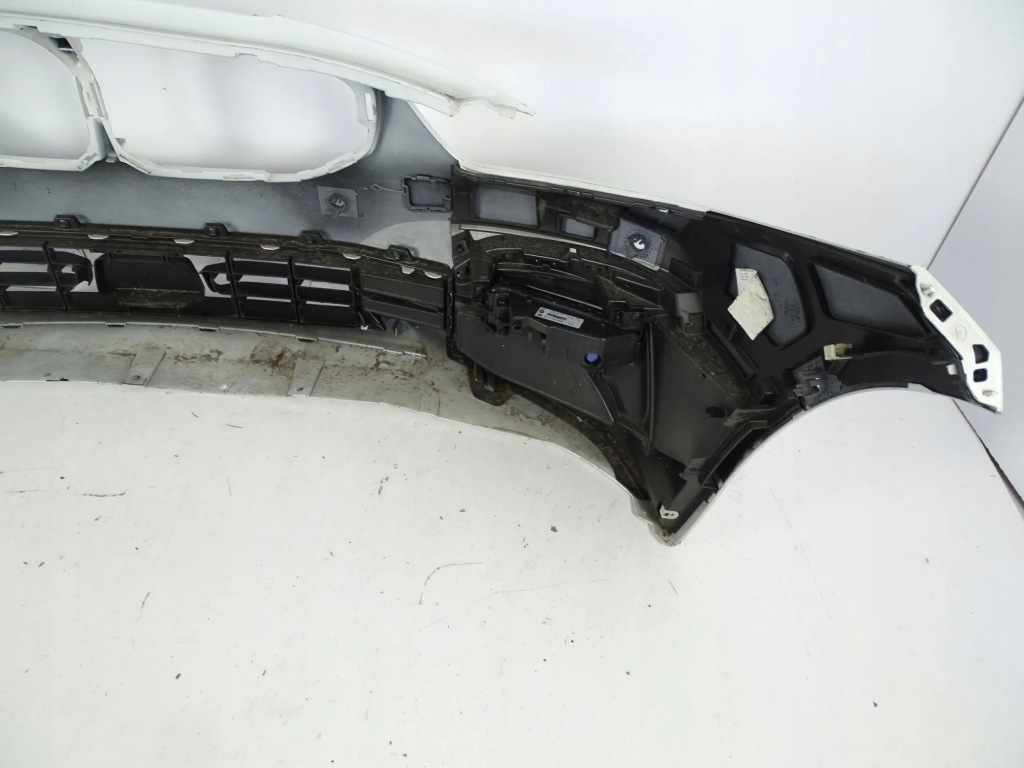 Бампер перед передний bmw 1 f40 + противотуманные фары 6xpdc с Разборки