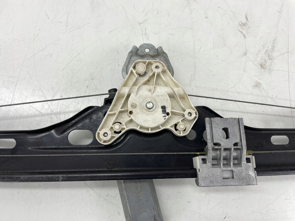 фото №8, Подъемник окон правый задняя mercedes w203 a2038203042