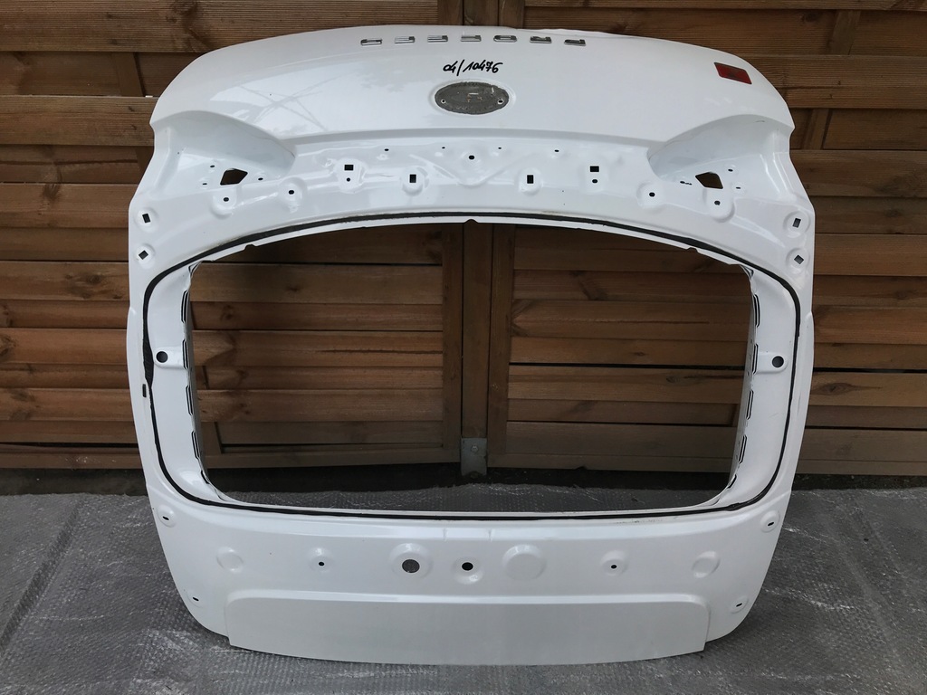 фото №1, Kia pro ceed proceed крышка багажника крышка багажника 18-