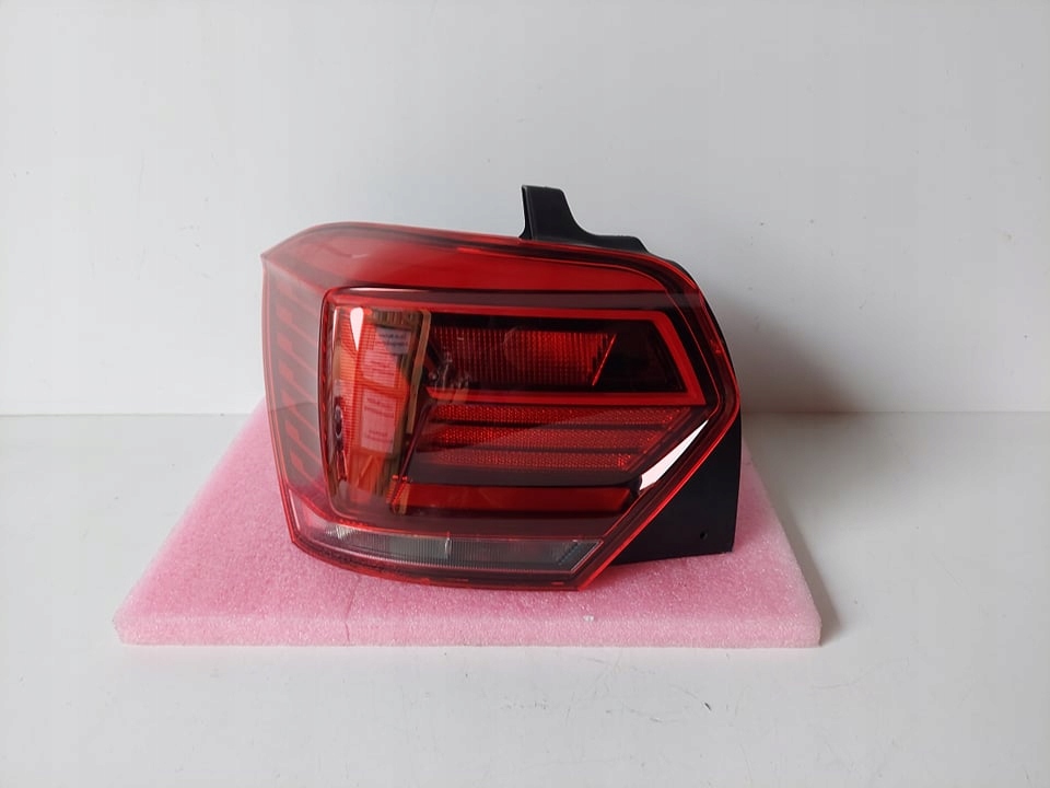 фото №1, Vw polo 2g лампа ліва задня задня led