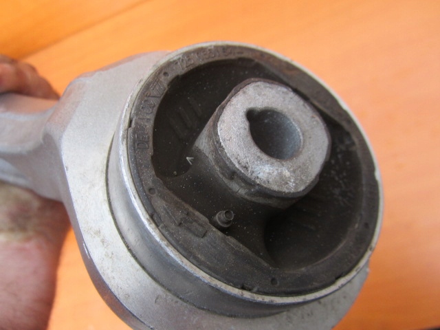 фото №13, Audi a4 a5 8w b9 rs4 важіль перед нижній лівий 8w0407695a 8w0407693a lux