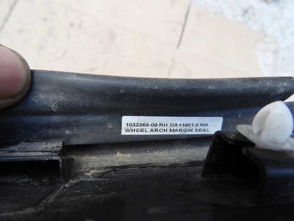 фото №5, Tesla x молдинг na крыло правая задняя 1032268-00 16-