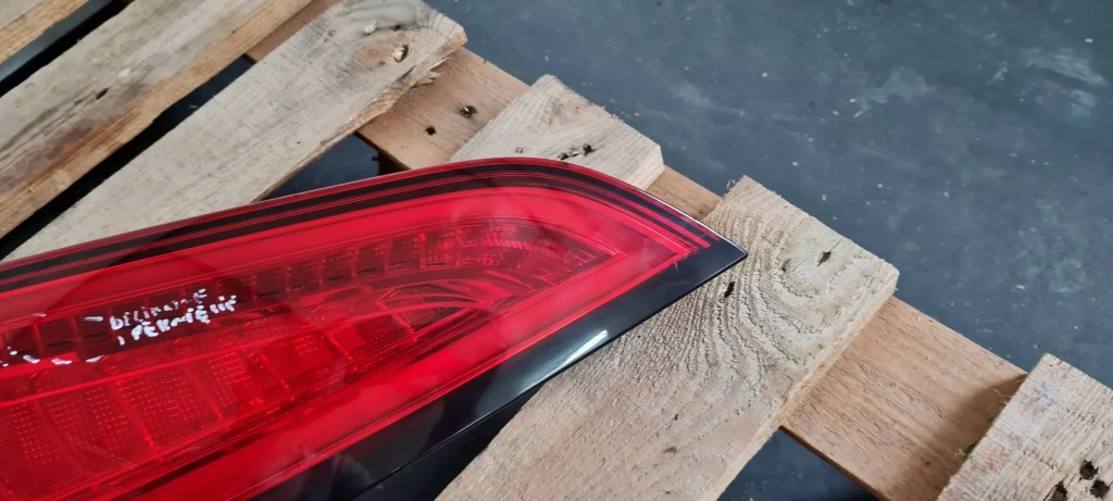 Sq5 8r q5 рестайлинг  фара левая левый задний  led америка 8r0945093d Оригинал