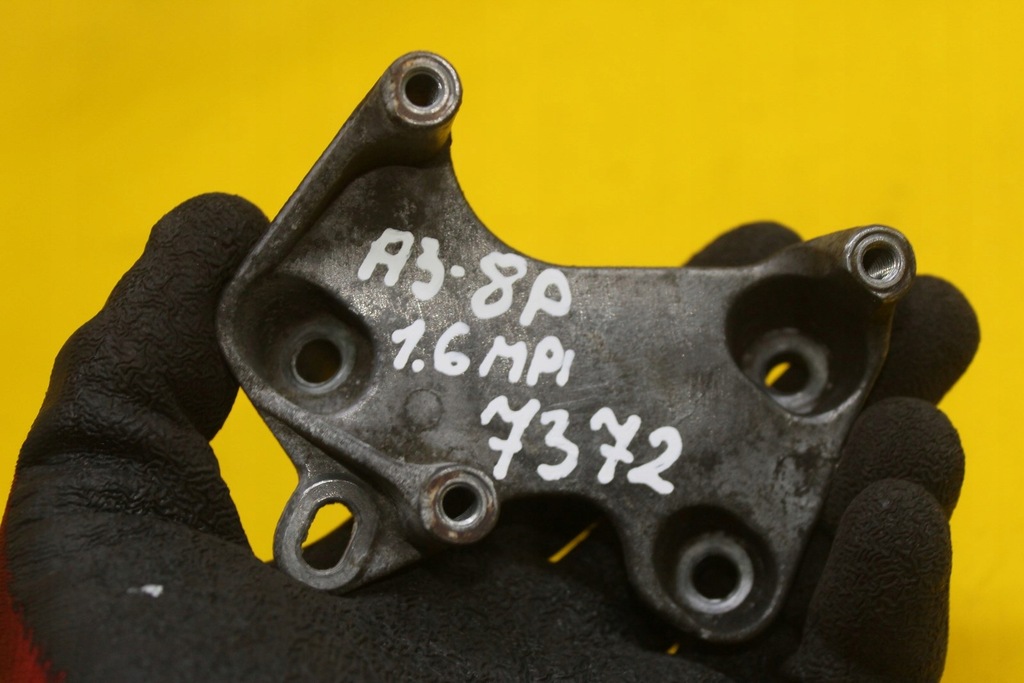 фото №7, Кронштейн кронштейн катушки 06a903103 a3 8p 1.6 mpi