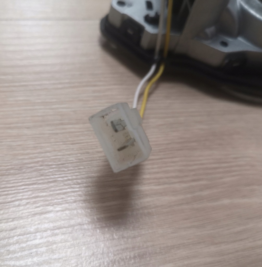 фото №7, Audi q8 4m8 моторчик складывания правого зеркало оригинальный номер