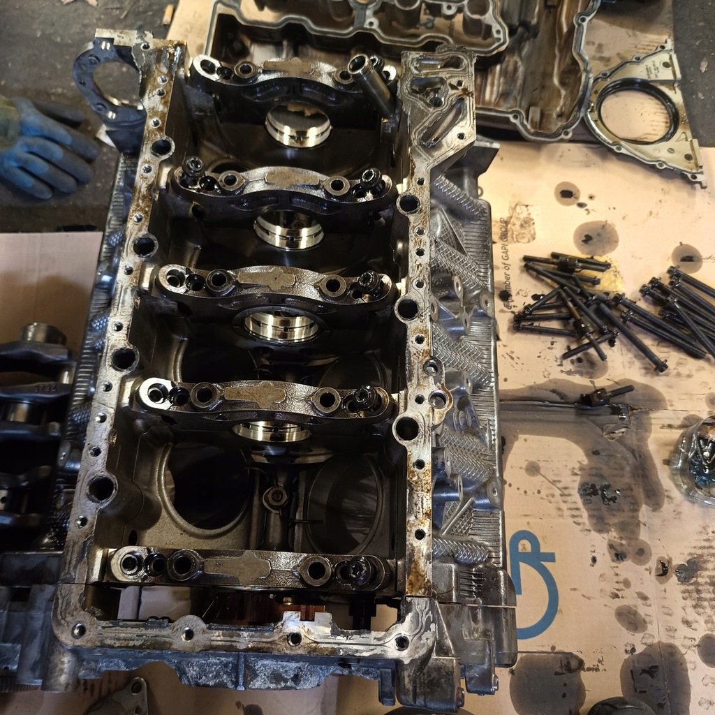 фото №8, Блок двигателя s63 s63b44a do bmw e70 e71 7562286