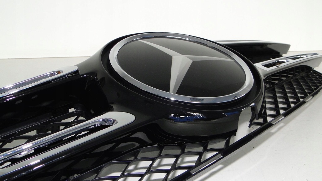 Mercedes gls 166 x166 решітка радіатора решітка  бампера на радар камера amg a1668880200 Зі Шроту