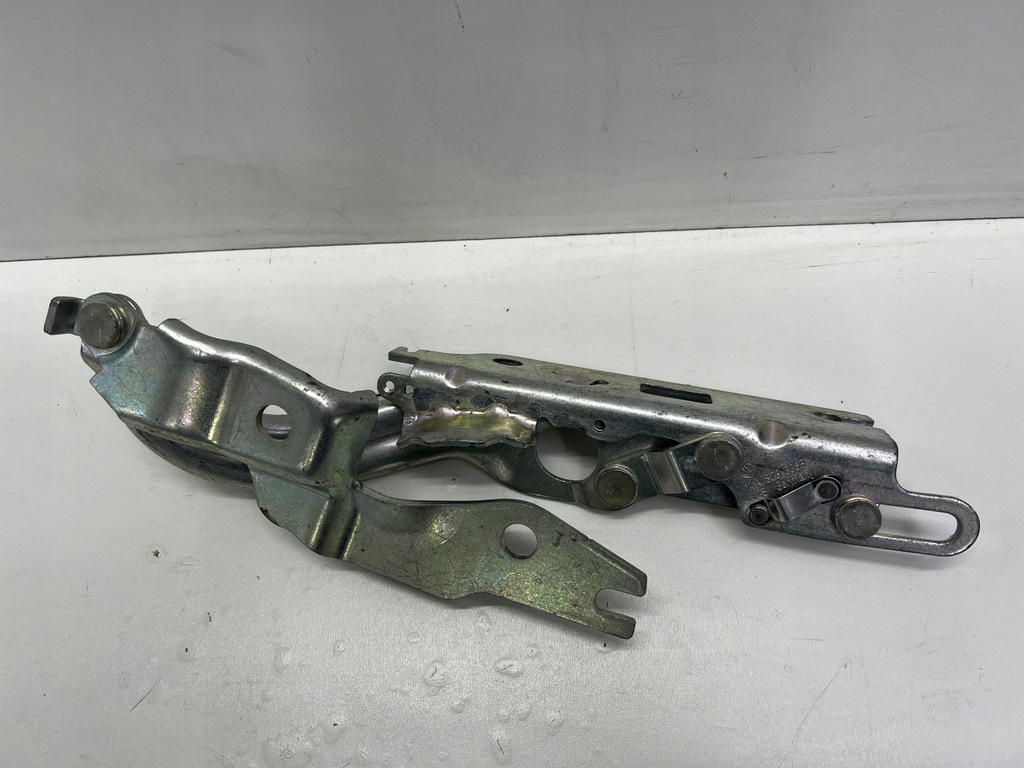 фото №1, Петля капот правый volkswagen vw id 7 14a823306b