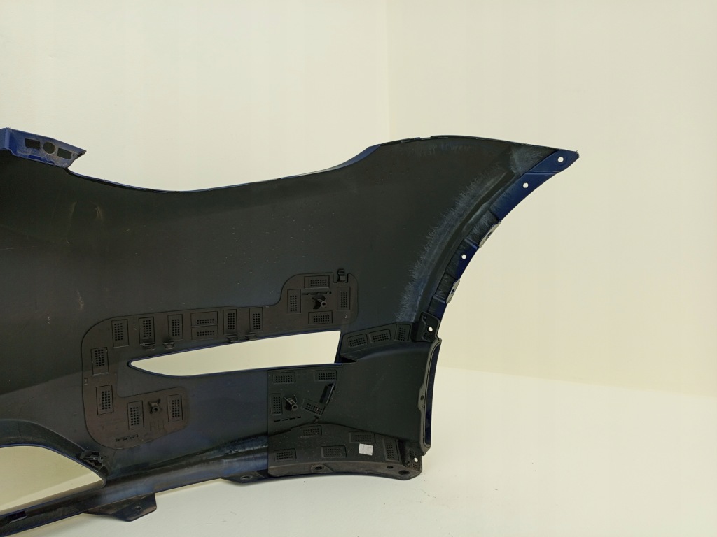 Tesla model y 2020- бампер перед передний 1540100-06-c Недорого