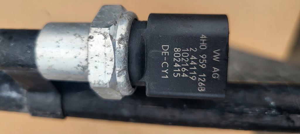 фото №12, Радіатор кондиціонера конденсатор датчик audi a4 b9 a5 f5 8w tdi оригінал