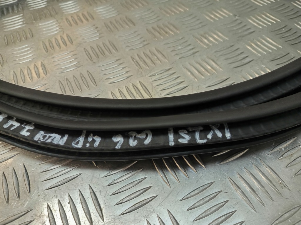 фото №14, Bmw i4 g26 прокладка дверь передних передняя перед 7482945