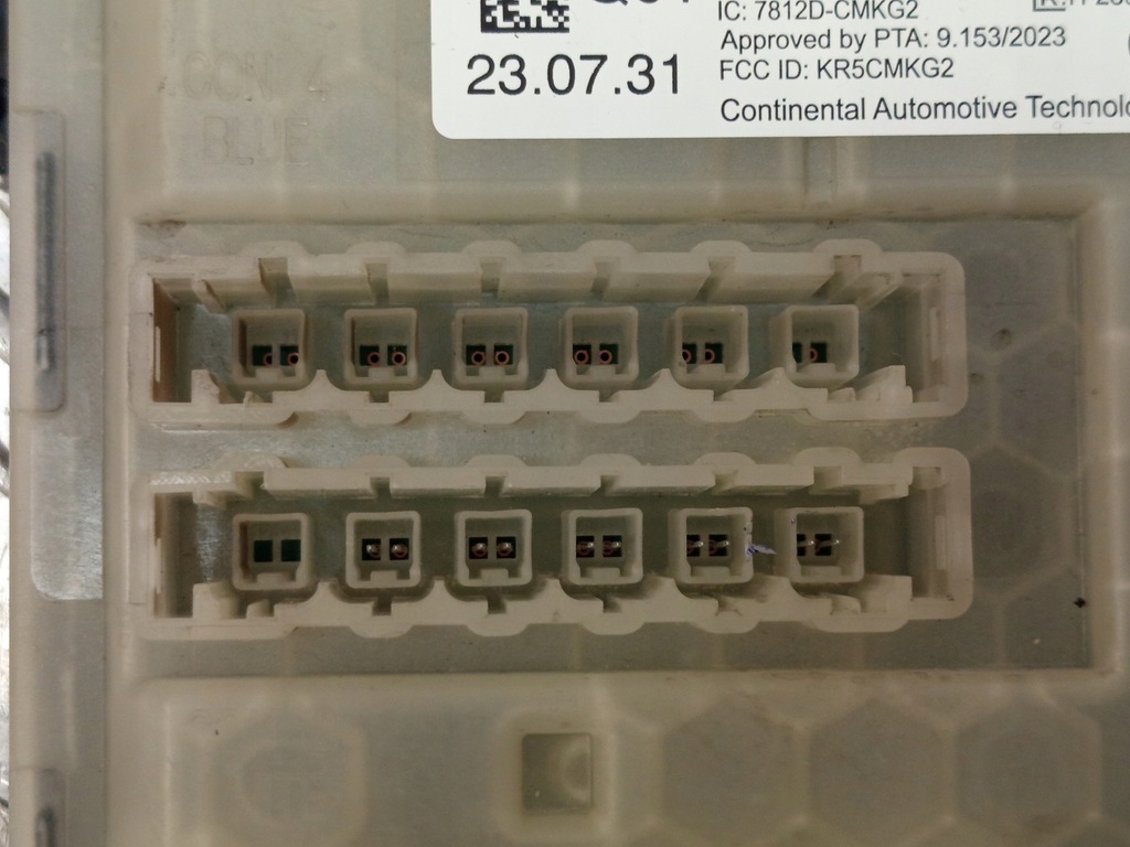 фото №9, Mercedes оригинальный номер a2069001422 w206 блок управления модуль управляющий зажигания