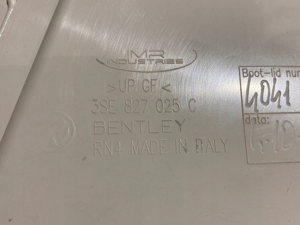 фото №9, Bentley flying spur задня кришка багажника 3se827025c, 159a