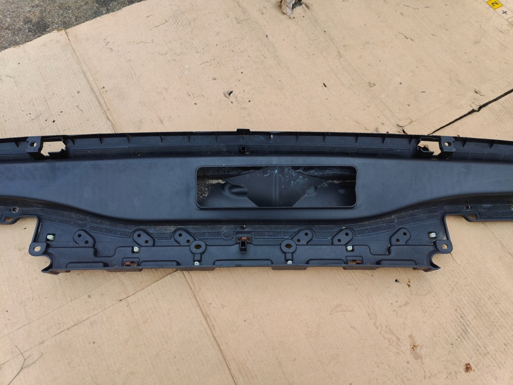 Купити Mercedes actros mp4 жабо молдинг скло a9606806381