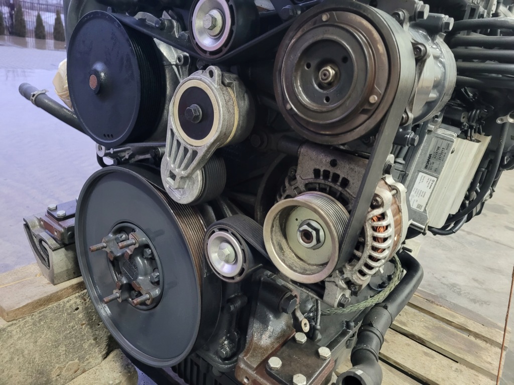 Двигатель scania r 450 dc13 148 ntg новая : turbo сцепление насос воды генератор Доставка