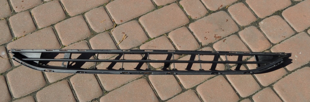 фото №1, Решётка средняя бампера opel corsa e 13432002