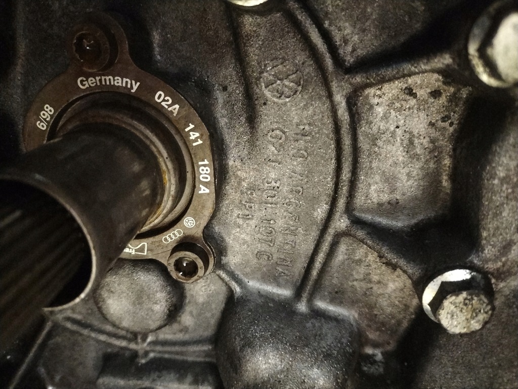 фото №12, Коробка передач передач audi a3 2.0 dzq 02j301107c