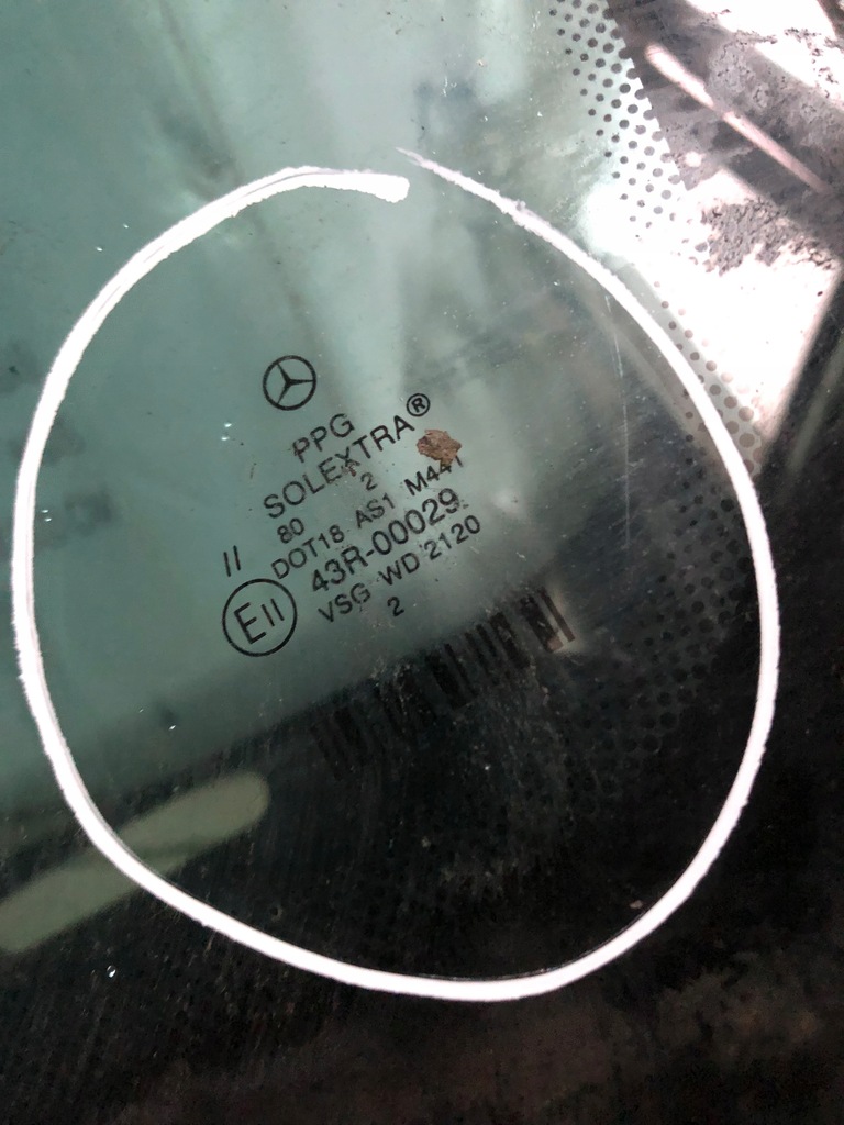 фото №6, Mercedes w210 стекло лобовое передняя