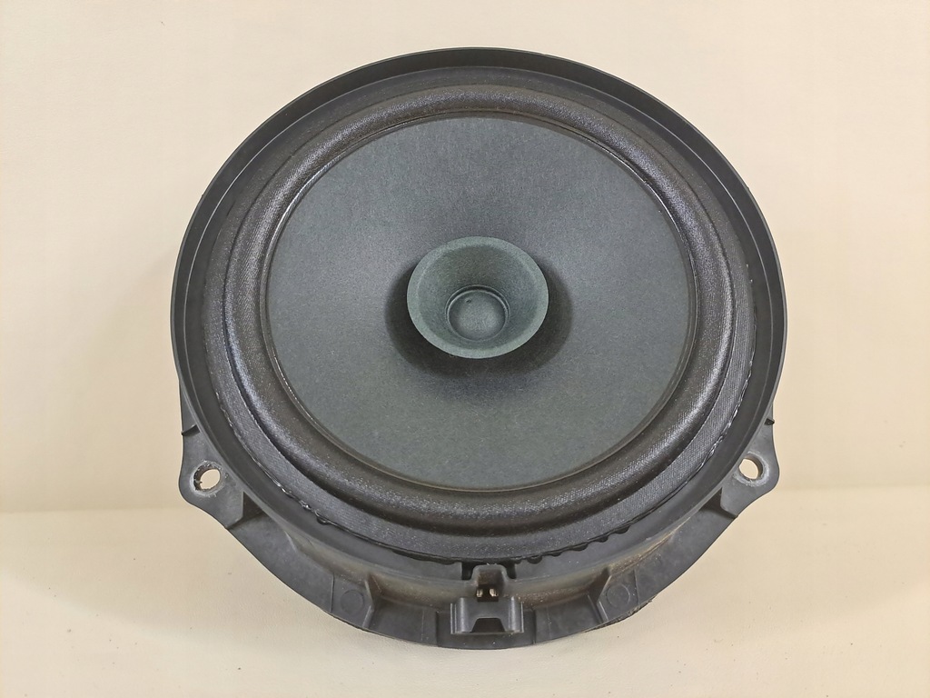 фото №1, Dacia sandero iii 3 stepway 21r динамик дверь задняя