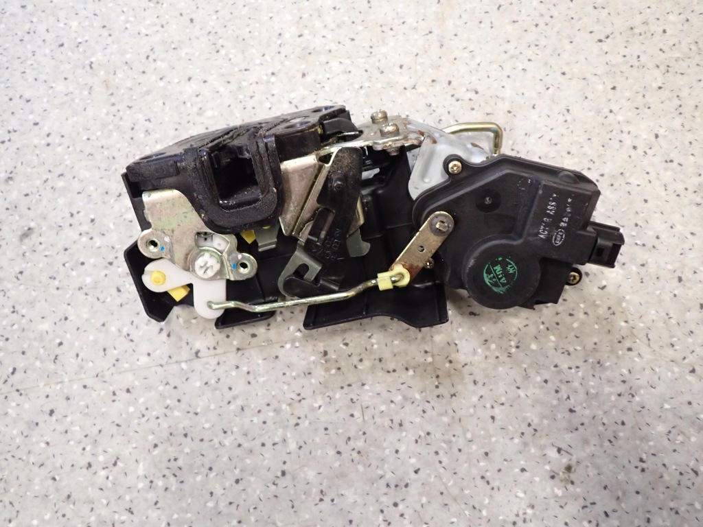 фото №4, Hyundai santa fe 01- замок двері задній правий