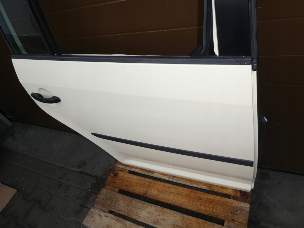 фото №7, Vw touran lift задняя правое дверь