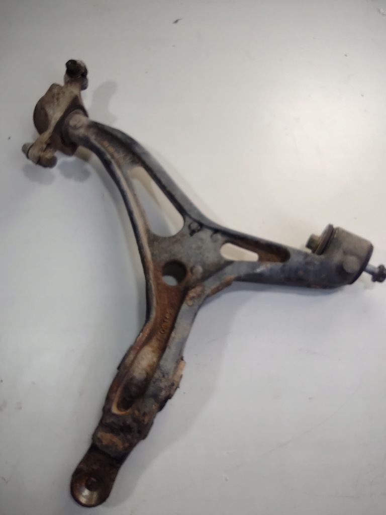 фото №1, Mercedes ml w164 рычаг левый перед