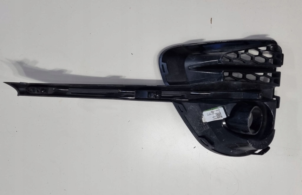 Kia xceed x-ceed 19- решітка решітка радіатора бампера права 86552j7cb0 Зі Шроту