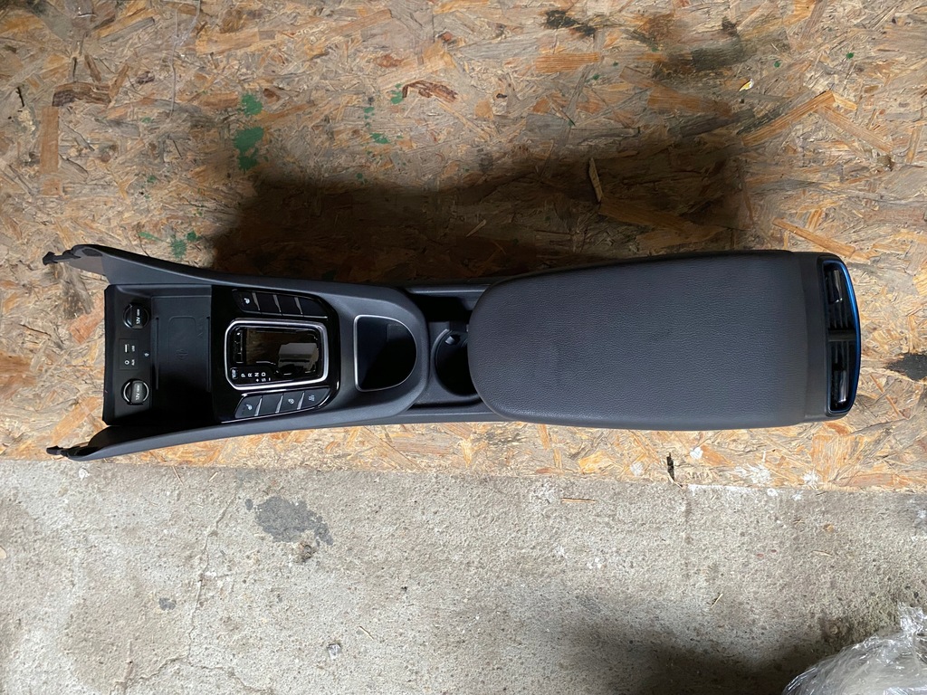 фото №1, Hyundai ioniq 2019 r туннель средний подлокотник