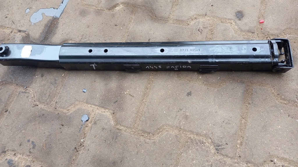 фото №1, Напрямна сидіння задня opel zafira b 06r