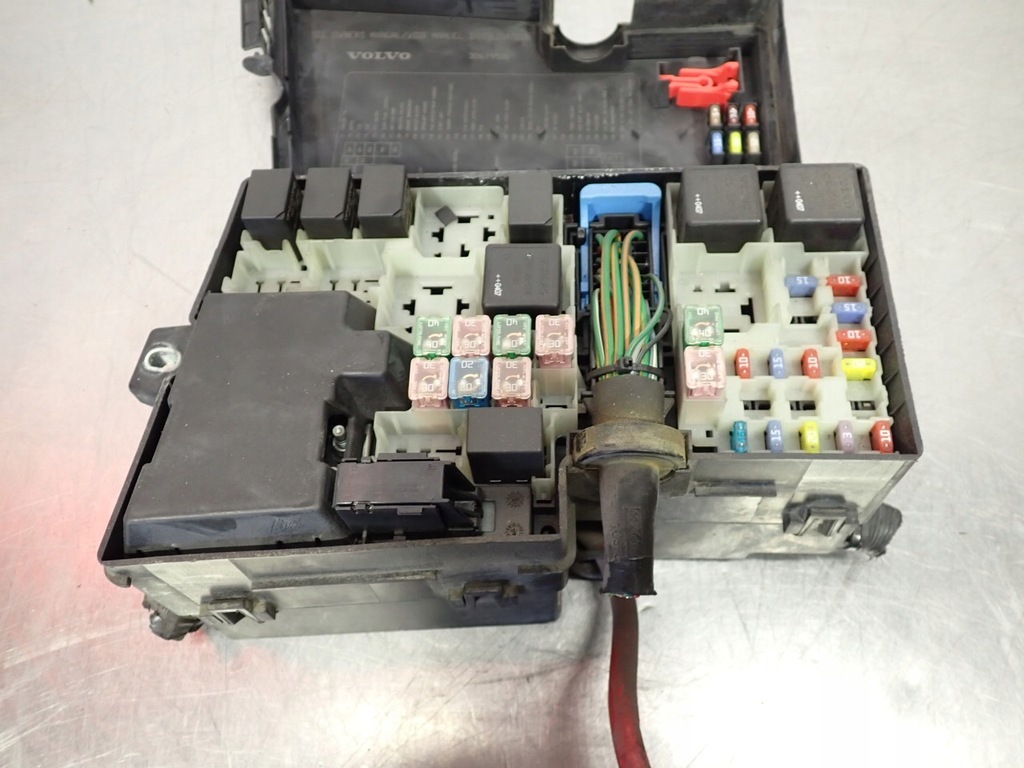фото №8, Коробка предохранителей volvo s40 ii