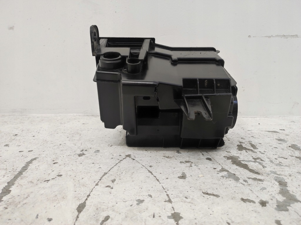 фото №8, Коробка корпус корпус предохранителей vivaro b trafic iii 3 1.6 biturbo