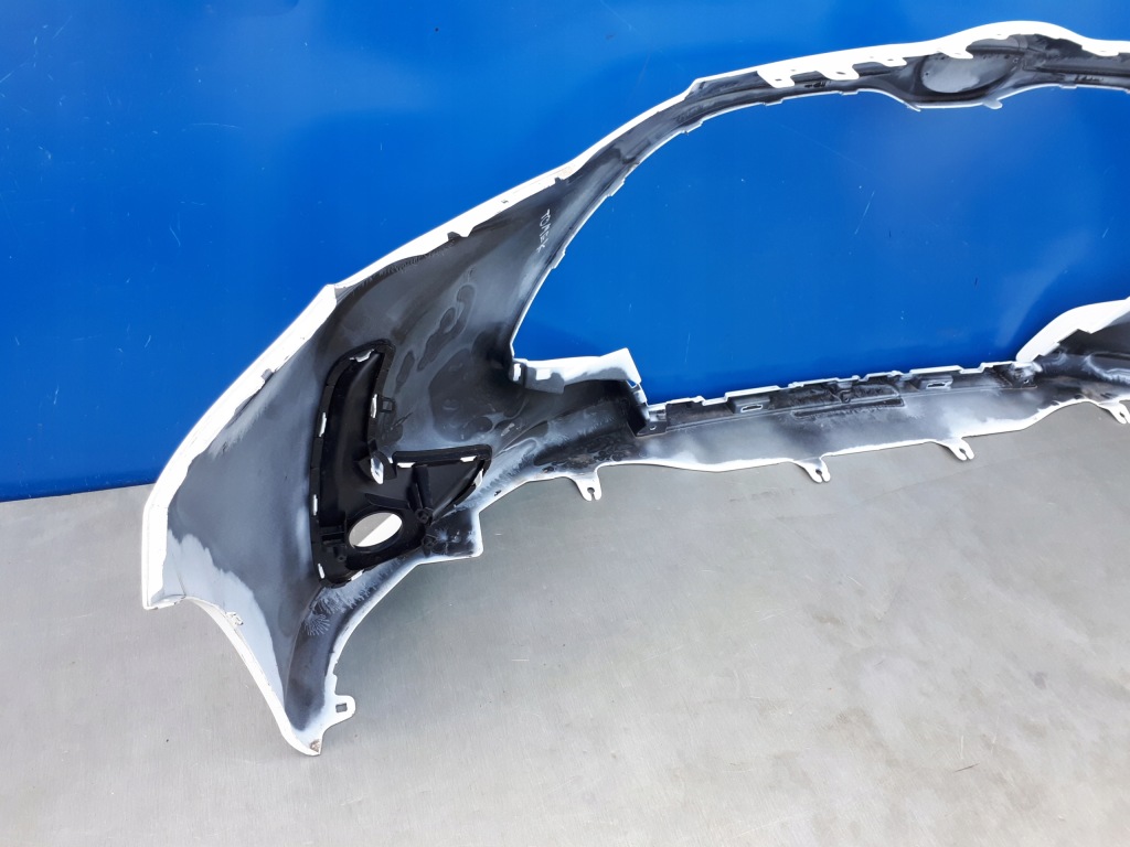 Toyota оригинальный номер 52119-k0050 бампер Оригинал