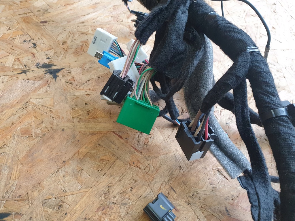 фото №8, Renault talisman електропроводка панелі initiale bose head up