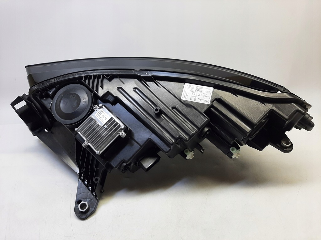 фото №10, Skoda enyaq фара l+p 5lb941015 5lb941016