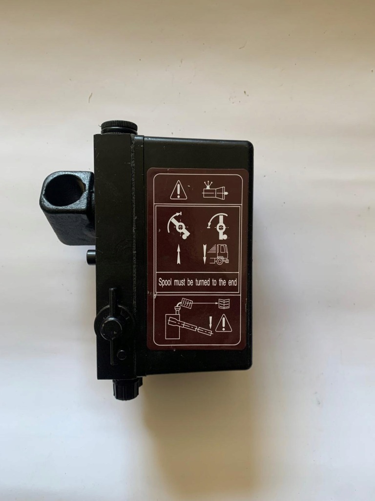 Купити Помпа підйому кабіни scania niska dh-b15a